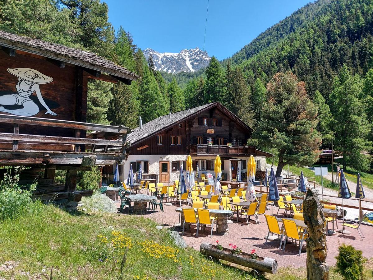 Gite Du Prilet Сен-Люк Экстерьер фото